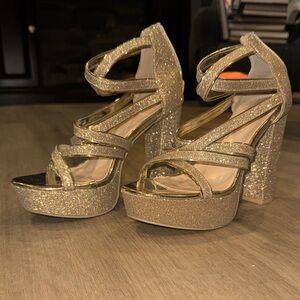 Elegant Gold Glitter Platform Heels